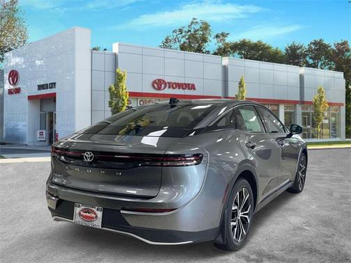 2025 Toyota Crown XLE