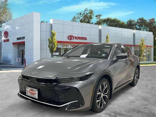 2025 Toyota Crown XLE
