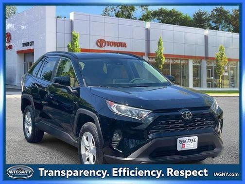 Midnight Black Metallic 2020 Toyota RAV4 XLE