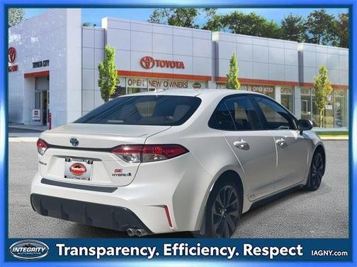 2023 Toyota Corolla Hybrid SE