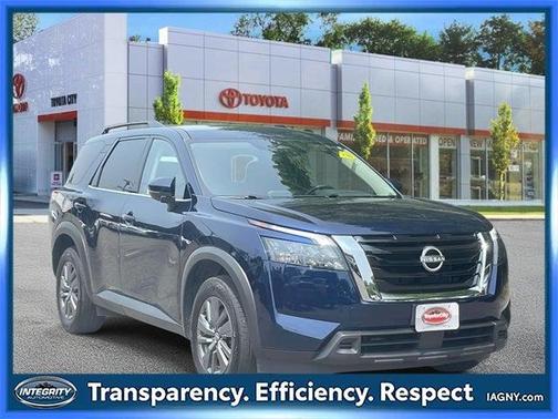 2024 Nissan Pathfinder SV 4WD