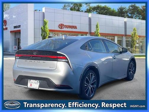 2023 Toyota Prius XLE