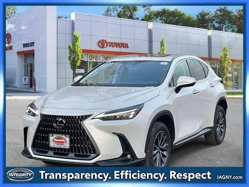 2022 Lexus NX 350h Premium