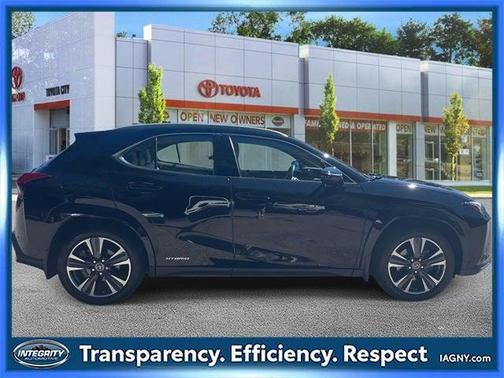 2022 Lexus UX 250h Base