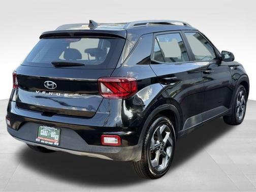 2021 Hyundai VENUE SEL