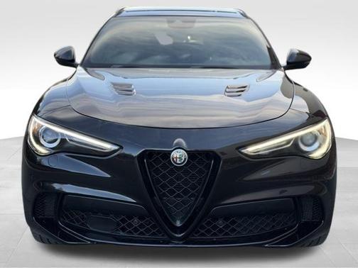 2020 Alfa Romeo Stelvio Quadrifoglio
