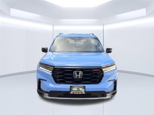 Diffused Sky Pearl 2025 Honda Pilot TrailSport