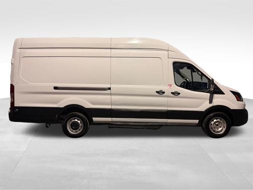 2022 Ford Transit-250 Base
