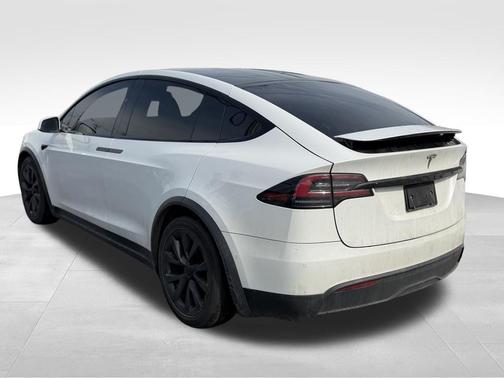 2023 Tesla Model X Base