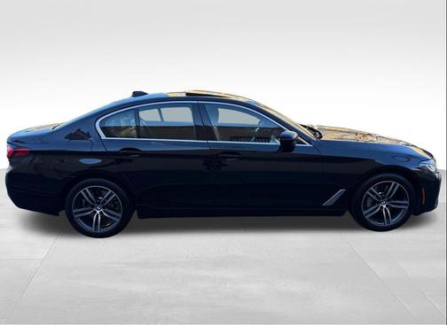 2023 BMW 530 i xDrive