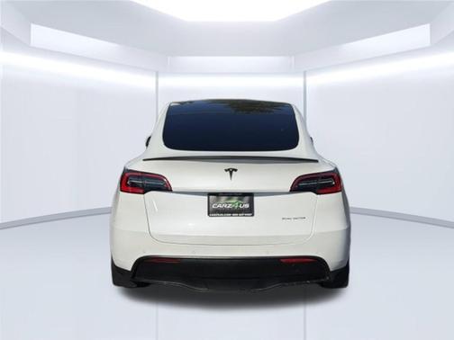 White 2021 Tesla Model Y Long Range Dual Motor All-Wheel Drive