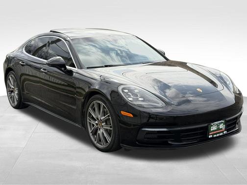 2018 Porsche Panamera 4S