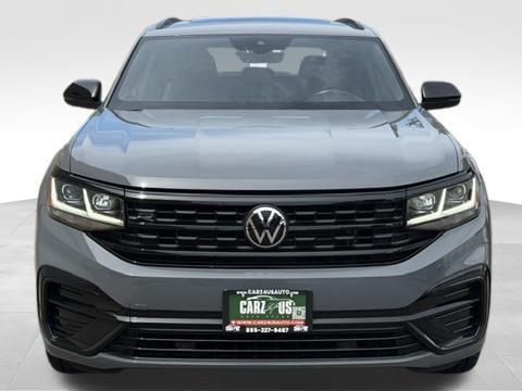 Gray 2023 Volkswagen Atlas Cross Sport 2.0T SEL