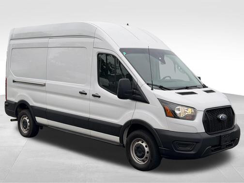 Oxford White 2024 Ford Transit-250 Base
