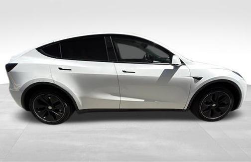 White 2020 Tesla Model Y Long Range