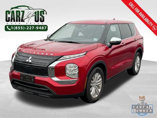 Red Diamond 2022 Mitsubishi Outlander ES S-AWC