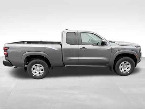 2025 Nissan Frontier S