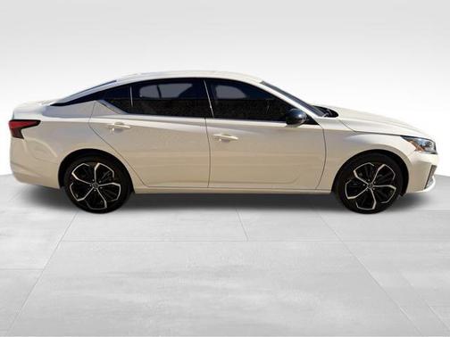 2024 Nissan Altima SR Intelligent AWD