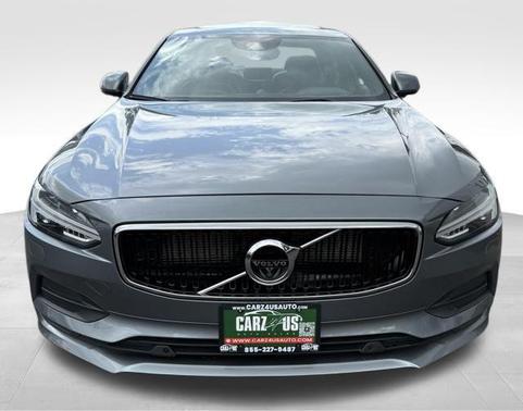 2017 Volvo S90 T6 Momentum