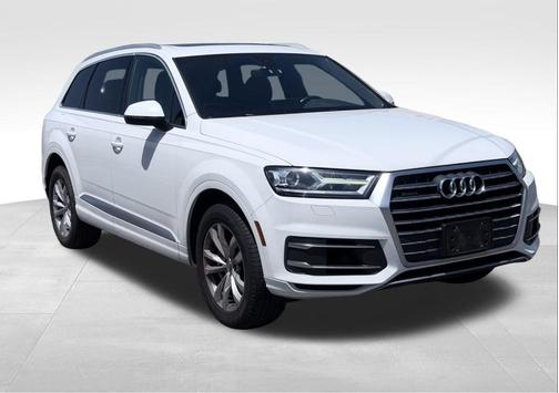 Carrara White 2019 Audi Q7 55 Premium