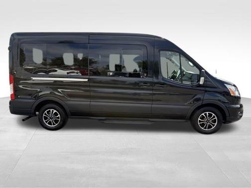 2022 Ford Transit-350 XLT