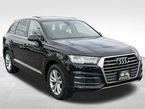 Orca Black Metallic 2019 Audi Q7 45 Premium