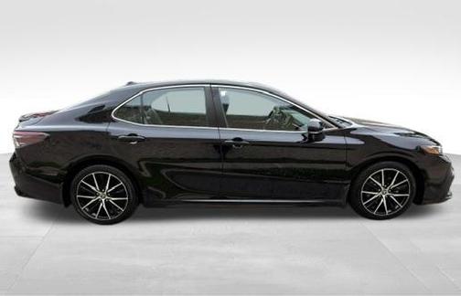 Midnight Black Metallic 2023 Toyota Camry SE