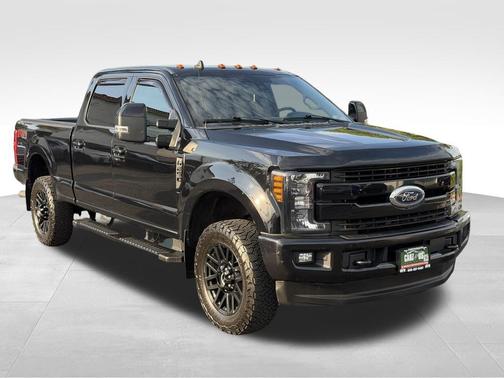 Black Metallic 2019 Ford F-250 Lariat