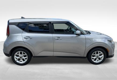 Steel Gray 2023 Kia Soul LX
