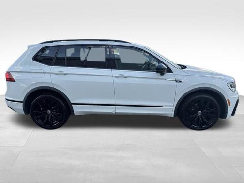 2020 Volkswagen Tiguan 2.0T SE 4MOTION