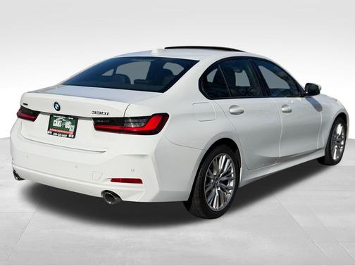 2023 BMW 330 xDrive