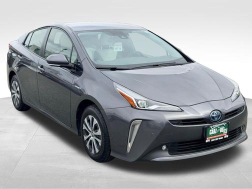 2019 Toyota Prius XLE