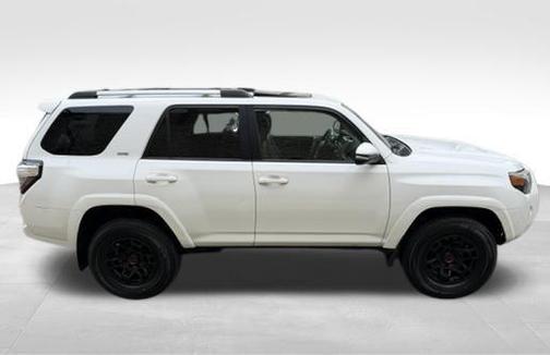 White 2022 Toyota 4Runner SR5 Premium