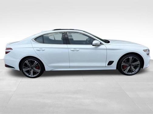 2025 Genesis G70 2.5T AWD