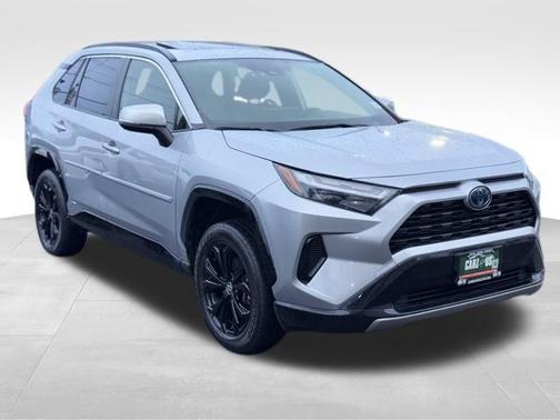 2022 Toyota RAV4 Hybrid SE