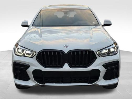 2023 BMW X6 M50i