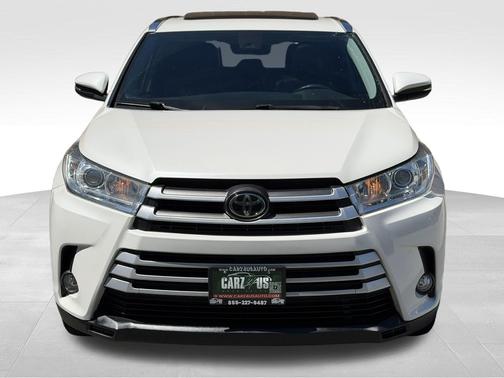 Blizzard Pearl 2019 Toyota Highlander XLE