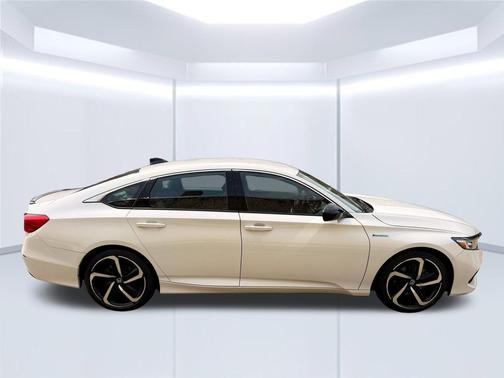 White 2022 Honda Accord Hybrid Sport
