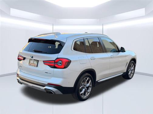 White 2023 BMW X3 xDrive30i