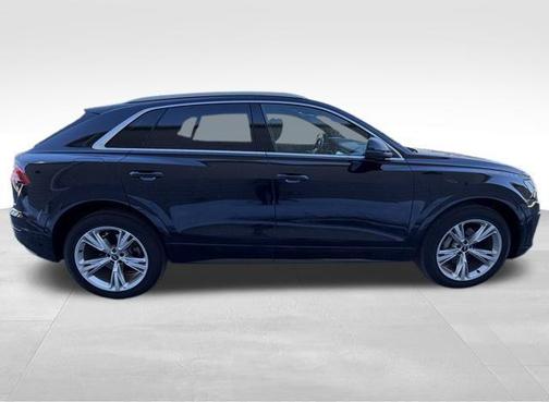 2021 Audi Q8 55 Premium Plus