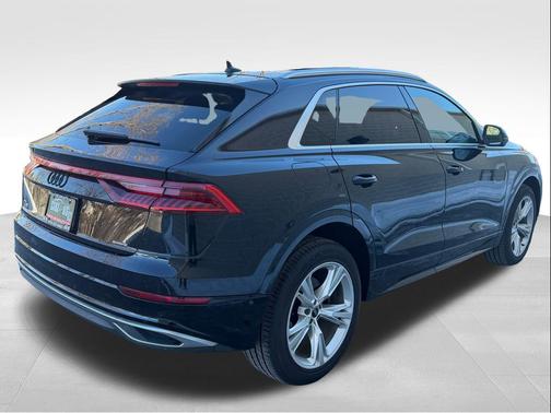 2021 Audi Q8 55 Premium Plus