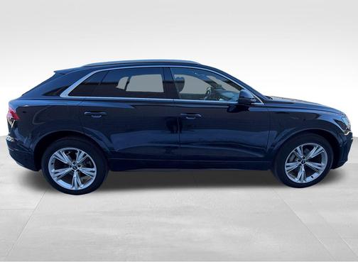 2021 Audi Q8 55 Premium Plus
