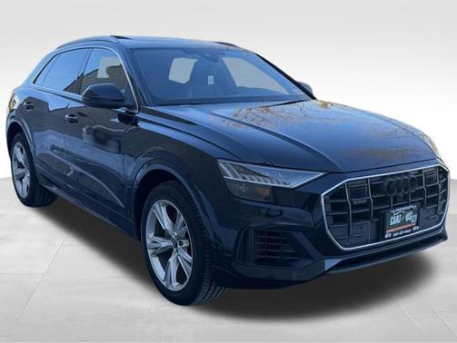 2021 Audi Q8 55 Premium Plus