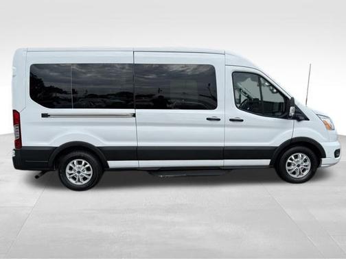 2022 Ford Transit-350 XLT