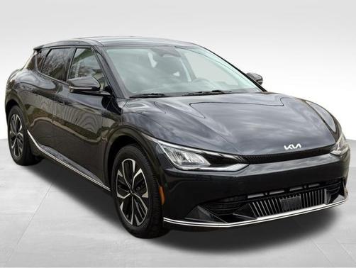 2022 Kia EV6 Wind