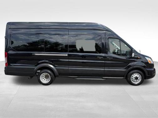 2022 Ford Transit-350 XLT