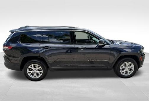 Midnight Sky 2023 Jeep Grand Cherokee L Limited