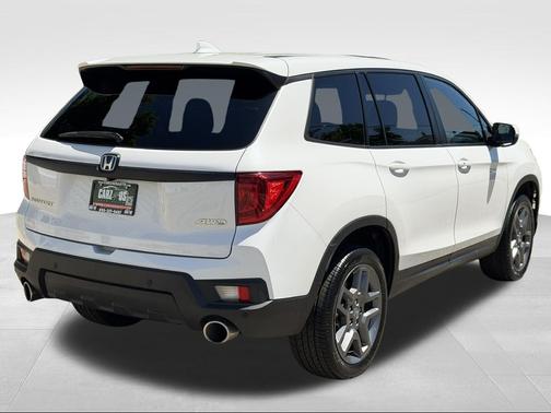 Platinum White Pearl 2023 Honda Passport AWD EX-L