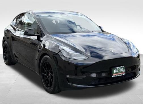 2023 Tesla Model Y Performance Dual Motor All-Wheel Drive