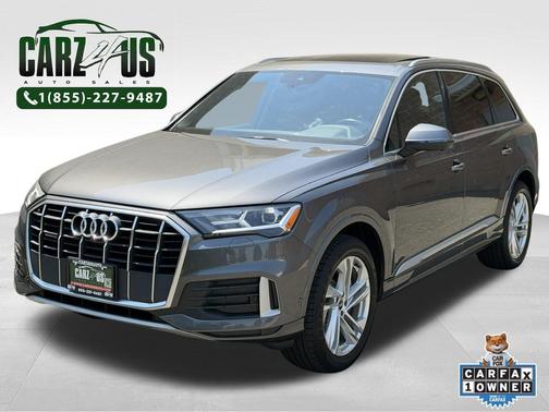 Gray Metallic 2021 Audi Q7 45 Premium Plus